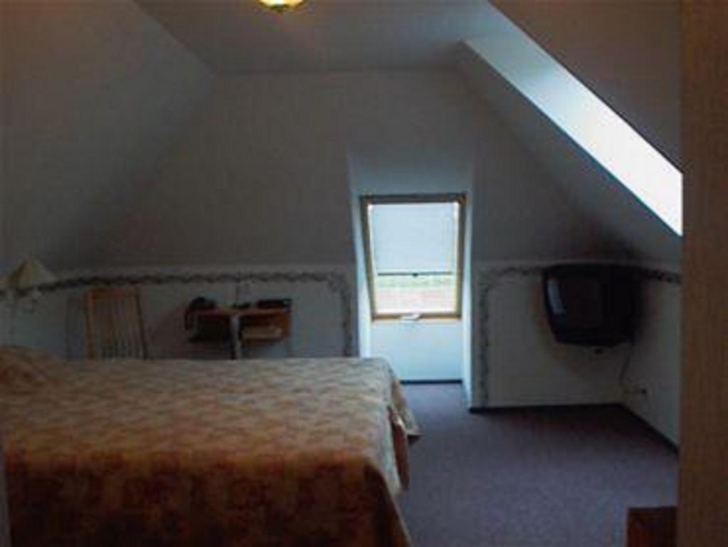 Hotell De Tolly Tõrve Extérieur photo
